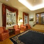 Victoria 4*