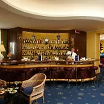 Victoria 4*