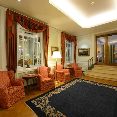 Victoria 4*