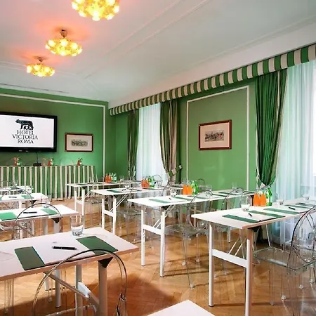 Victoria Hotell 4*