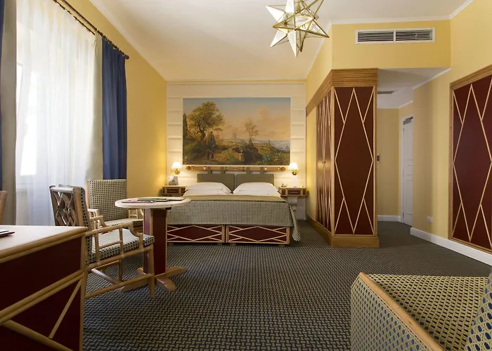 Отель Victoria 4*