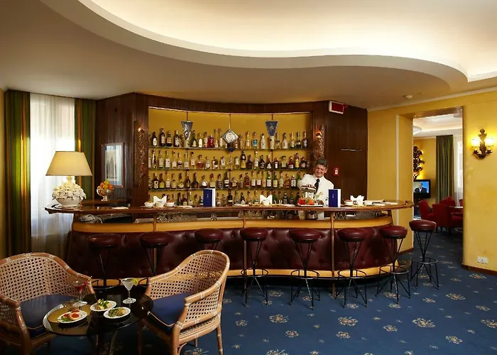 Victoria 4*