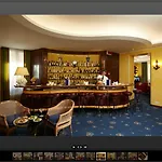 Victoria Hotel